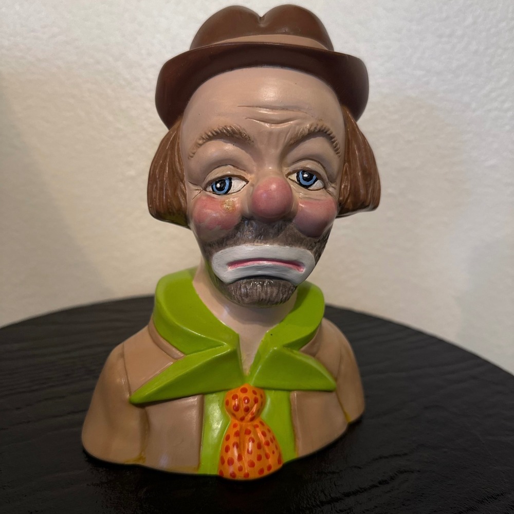 Vintage 1981 Emmett Kelly Weary Willie Sad Clown Ceramic Bust Figurine MC 81